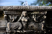 Tivoli, villa d'Este, fontana del tripode. 